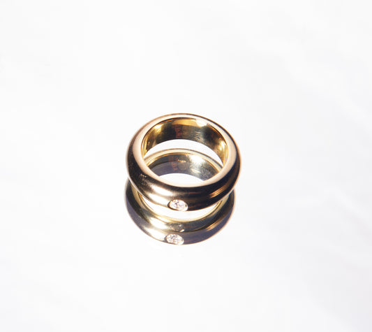 18k Yellow gold stout ring with one Diamond by 11th house and Made in Italy